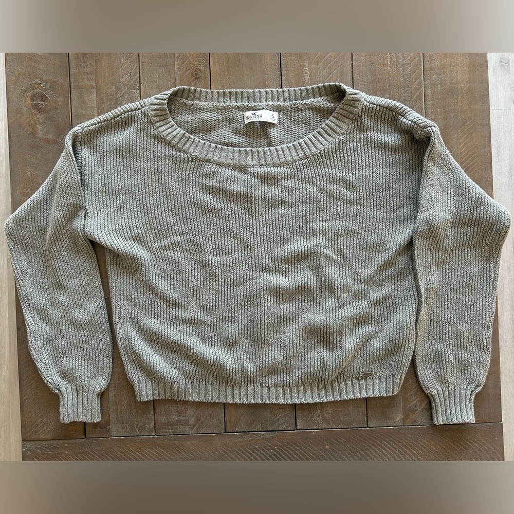 Gray Hollister sweater-Knit Style Thin Sweater